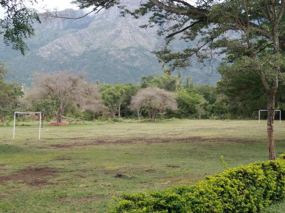 Blue Valley Jungle Resort Nīlgiri エクステリア 写真